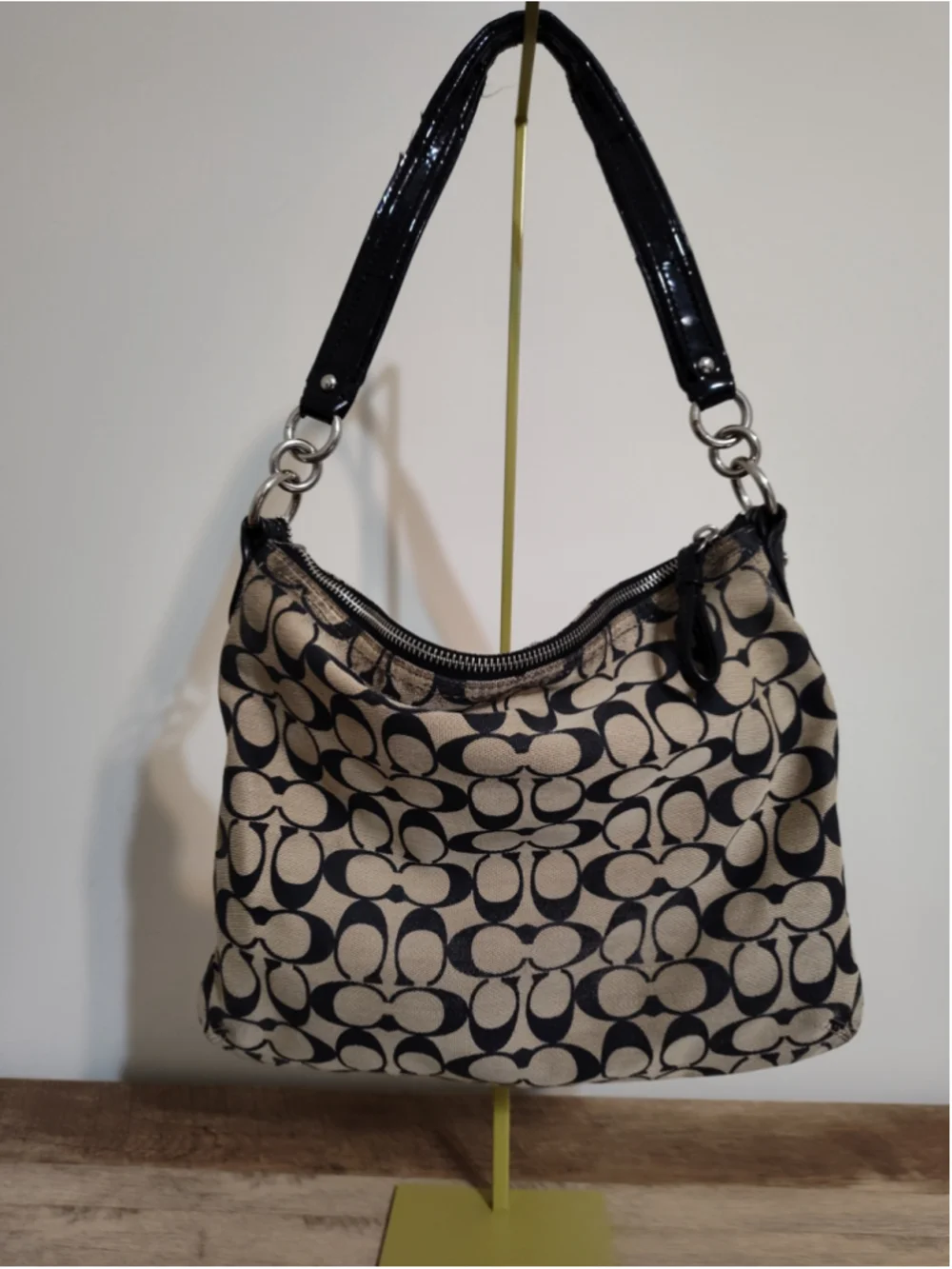 Women's Coach Shoulder Bag One Size Beige Black Signature Canvas